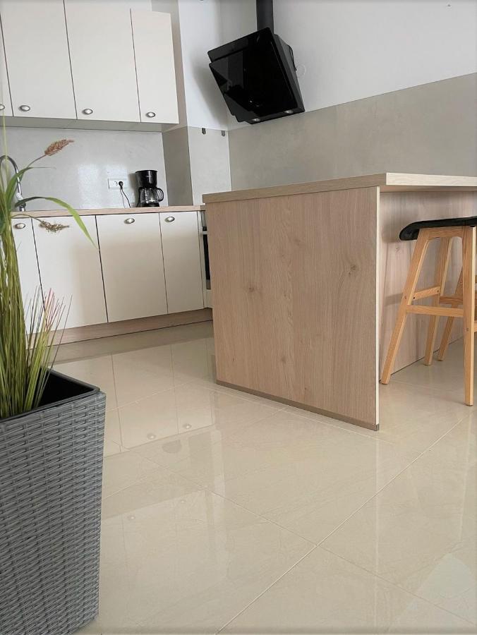 Giovanna Apartment With Terrace And Free Parking PUY 외부 사진